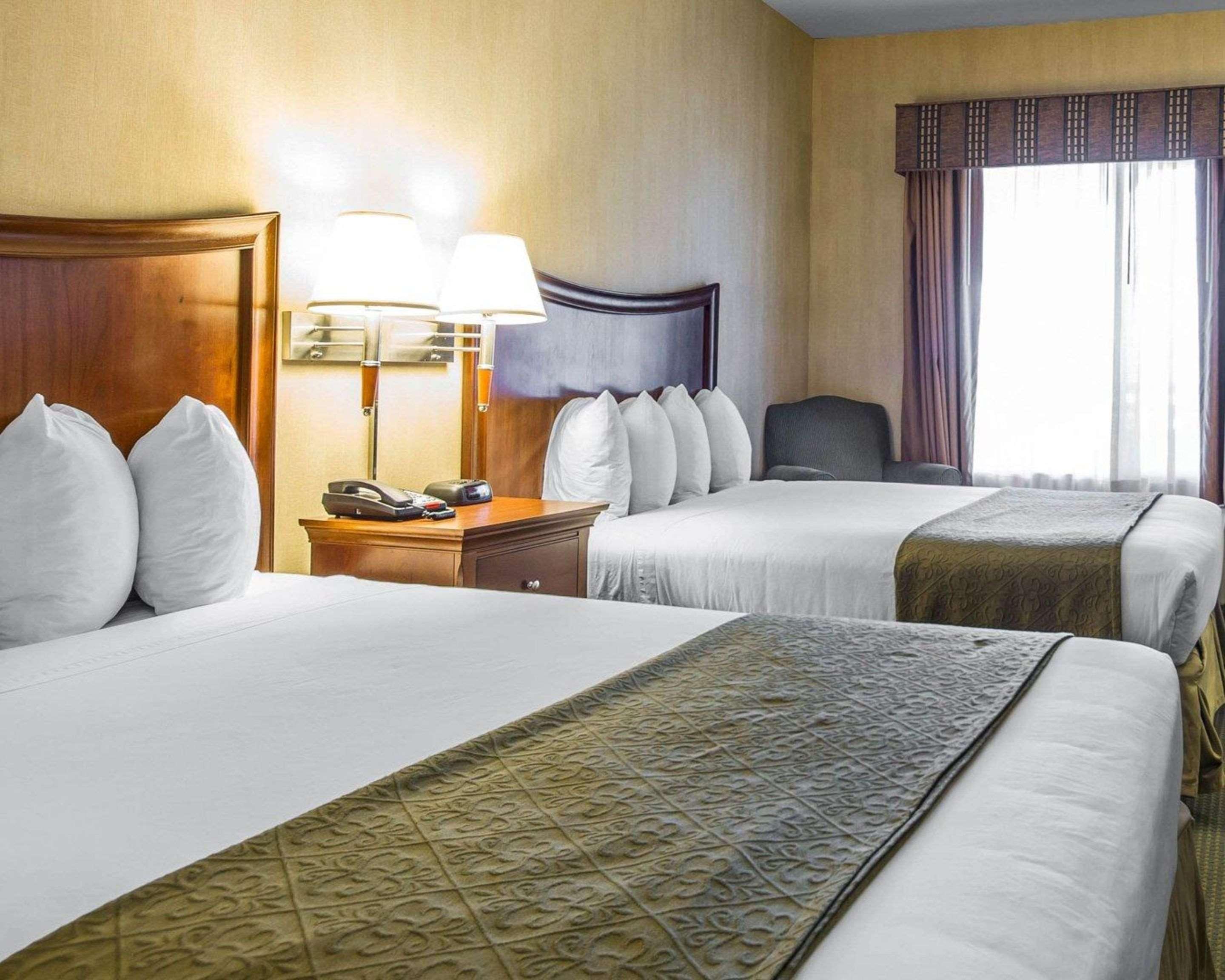 Quality Inn & Suites Livermore Wine Country Buitenkant foto