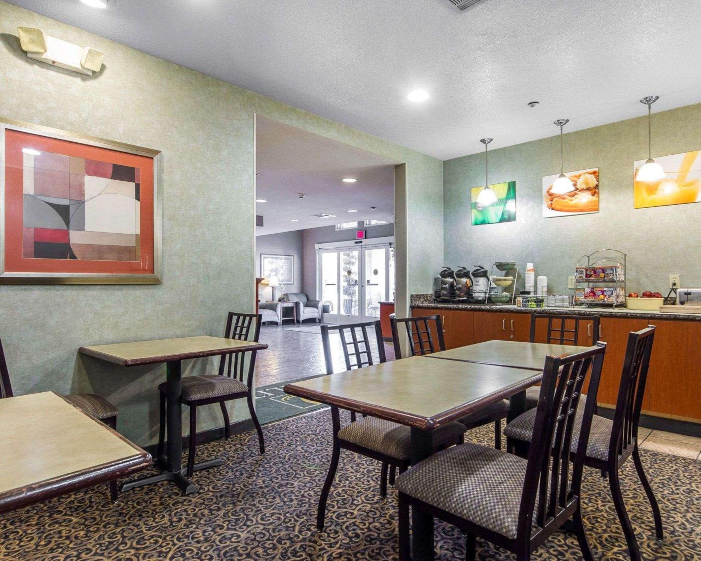 Quality Inn & Suites Livermore Wine Country Buitenkant foto