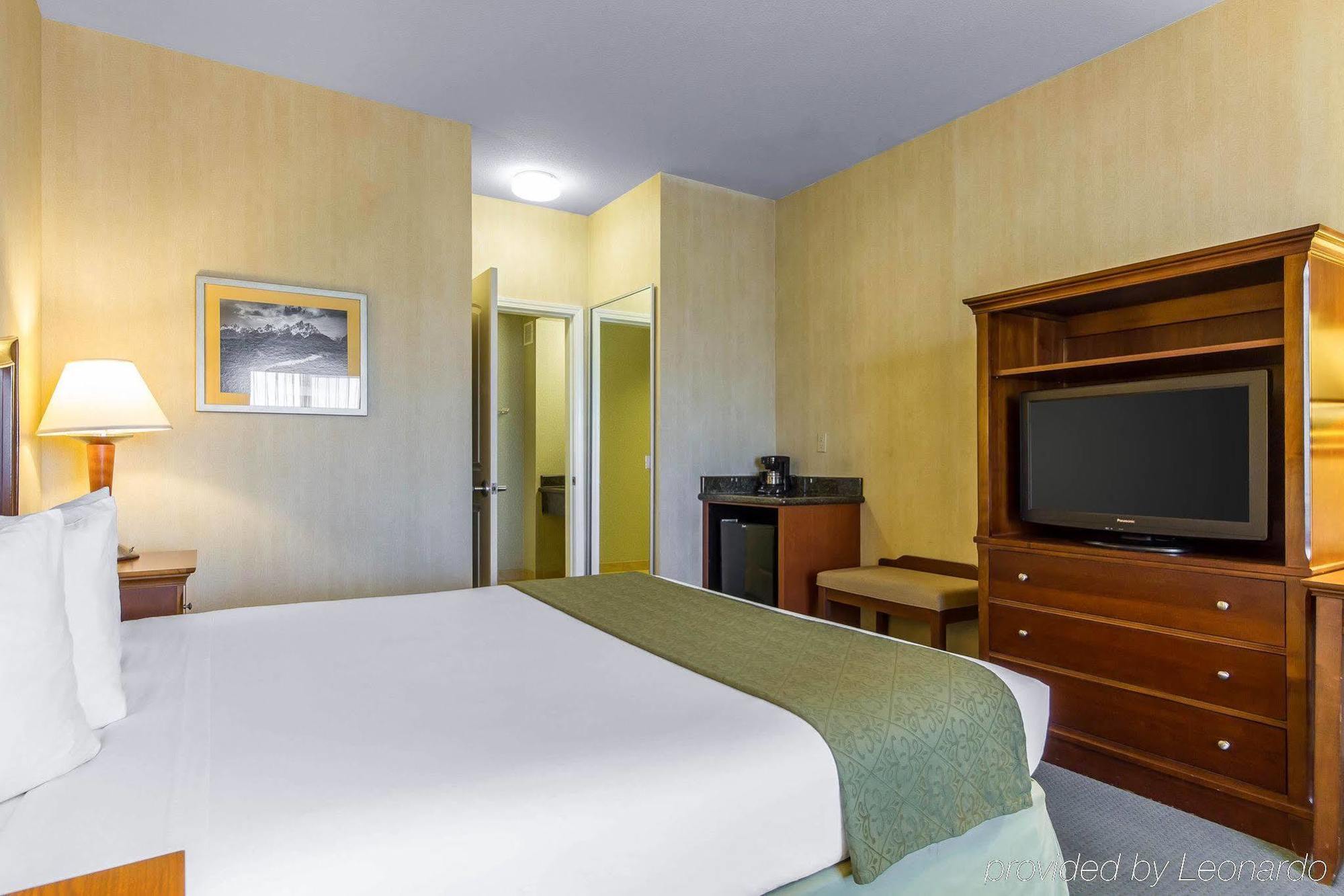 Quality Inn & Suites Livermore Wine Country Buitenkant foto